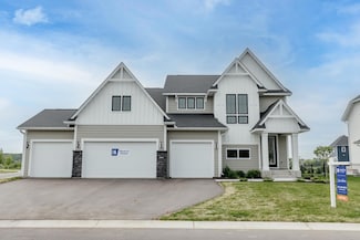 5901 131st St N, Hugo, MN 55038