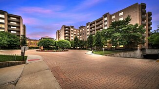 4545 W Touhy Ave Unit 516, Lincolnwood, IL 60712