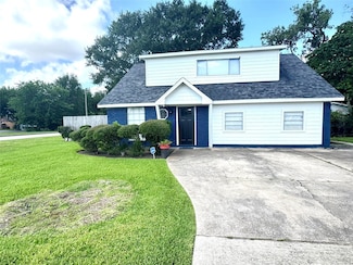 5301 Hemlock Dr, Baytown, TX 77521