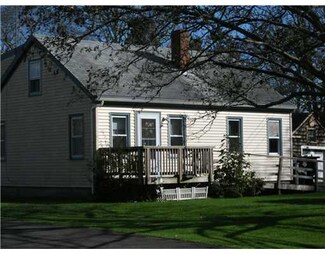 138 Willow Ave, Little Compton, RI 02837