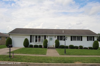 34 Jeffrey Dr, Kingston, PA 18704
