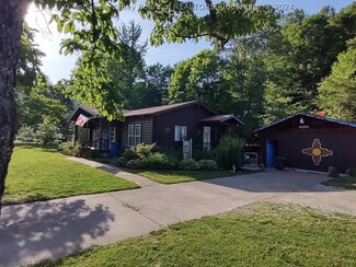 321 Point Lick Dr, Charleston, WV 25306