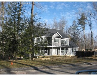9 Acorn Ln, Sturbridge, MA 01566