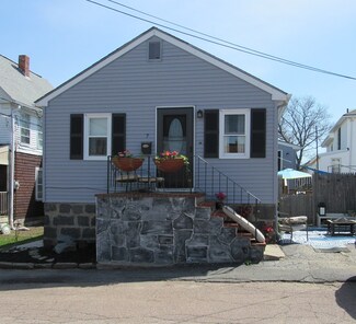7 Pequot Rd, Quincy, MA 02169