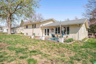 206 E Busker St, Schaller, IA 51053