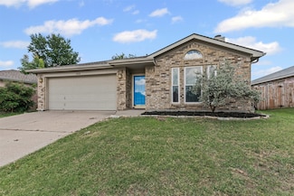 1828 Overland St, Fort Worth, TX 76131
