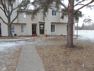 5604 Brookdale Dr N, Brooklyn Park, MN 55443