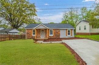 109 Sunset Dr, Randleman, NC 27317
