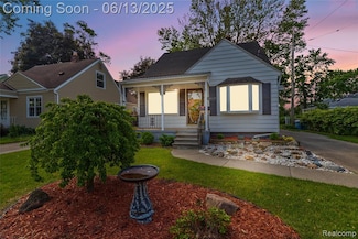 24921 Notre Dame St, Dearborn, MI 48124