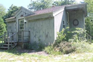 340 Bullard Rd, Oakham, MA 01068