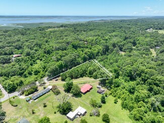 532 Avenue of Oaks, St. Helena Island, SC 29920