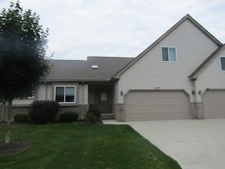32004 Mitchell St, Grand Blanc, MI 48439