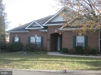 180 Carriage Chase Cir, Warrenton, VA 20186