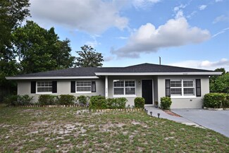 5803 Clearview Dr, Orlando, FL 32819
