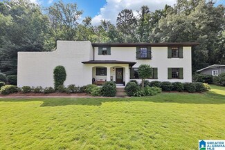 312 Claremont Dr, Gadsden, AL 35901