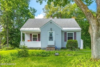 4208 Consaul Rd, Schenectady, NY 12304