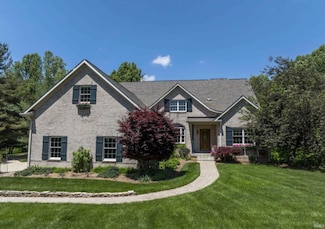 9950 S Tailwater Dr, Bloomington, IN 47401