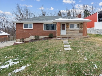 1309 Penhurst Dr, McKeesport, PA 15135