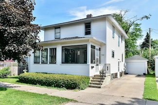 516 W King St, Winona, MN 55987