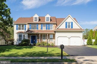 930 Red Coat Farm Dr, Chalfont, PA 18914