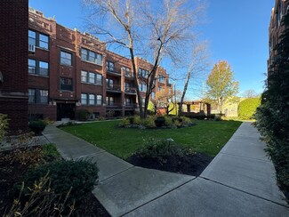 635 Garfield St Unit 2, Oak Park, IL 60304