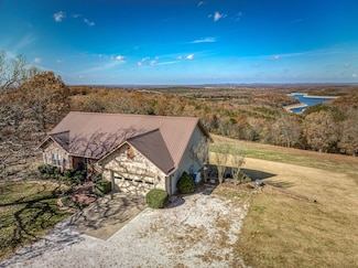 48 Marion County 2031, Yellville, AR 72687