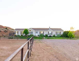 5375 N Canal Rd, Lapoint, UT 84039