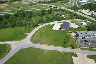 191 Gracie Ln, Moscow Mills, MO 63362