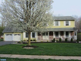 19 Springwood Dr, Lawrence Township, NJ 08648