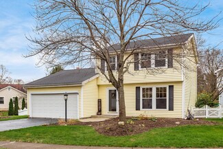 1665 Woodbluff Dr, Powell, OH 43065