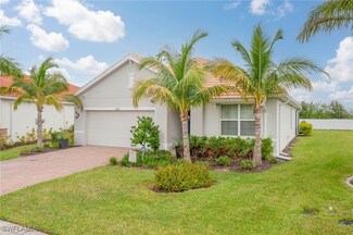 2968 Royal Gardens Ave, Fort Myers, FL 33916