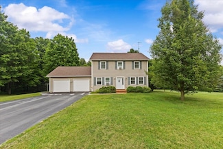 164 McKinnel Rd, Highgate, VT 05459