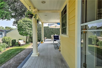 41 Stadium Rd, Providence, RI 02906