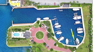 1405 NE Indian River Dr Unit 9, Jensen Beach, FL 34957