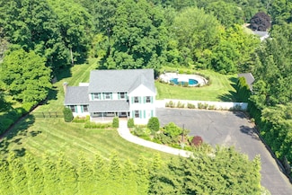 803 Grassy Hill Rd, Orange, CT 06477