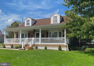 951 Hoffer Rd, Annville, PA 17003