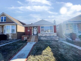 8027 S Mozart St, Chicago, IL 60652