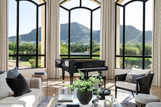 5747 E Caballo Dr, Paradise Valley, AZ 85253