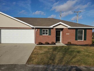 114 Sunset Dr, Winchester, IN 47394