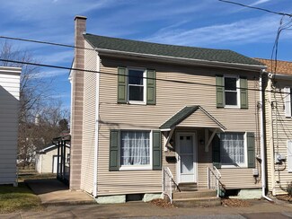 913 Railroad St, Danville, PA 17821