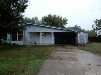 1205 Ray St, Dexter, MO 63841