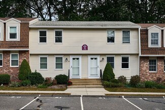 266 Grove St Unit 21, Northampton, MA 01060