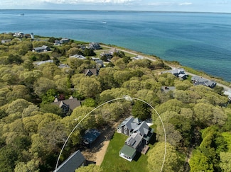 16 Atlantic Ave, Oak Bluffs, MA 02557