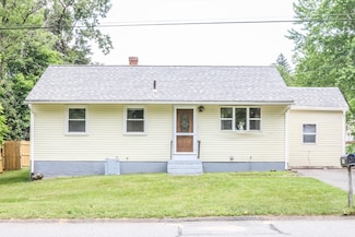 109 Bacon Rd, Springfield, MA 01119