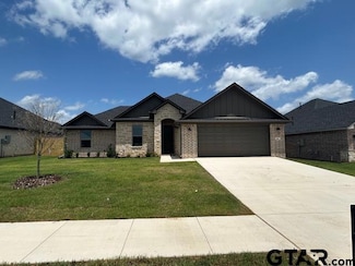 394 Marry Cir, Bullard, TX 75757