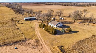 33218 N County Road 1970, Granite, OK 73547