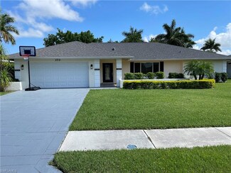 373 Saint Andrews Blvd, Naples, FL 34113