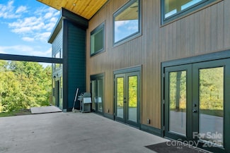 42 S Feather Falls Trail, Old Fort, NC 28762