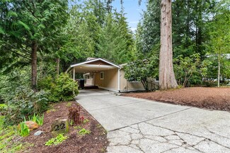 22 Little Strawberry Ln, Bellingham, WA 98229