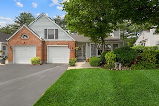78 Hearthside Dr, Mount Sinai, NY 11766